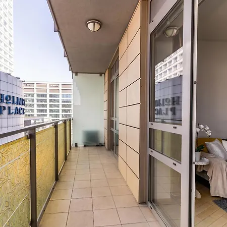 Golden - Big And Bright In Platinum Towers- Browary- Grzyb61a ורשה
